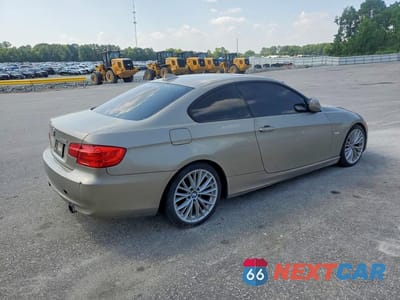 Trzecie zdjęcie samochodu z tyłu: 2011 BMW 335 I VIN:WBAKG7C59BE264082 - miniatura