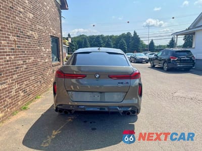 Zdjęcie 8 z 13 samochodu: 2022 BMW X6 M VIN:5YMCY0C03N9J76956 - miniatura