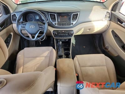 Zdjęcie 8 z 13 samochodu: 2016 HYUNDAI TUCSON SE VIN:KM8J3CA46GU036773 - miniatura