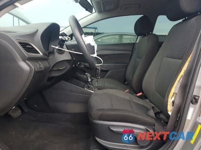 Zdjęcie 7 z 12 samochodu: 2021 HYUNDAI ACCENT SE VIN:3KPC24A64ME137179 - miniatura
