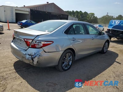 Trzecie zdjęcie samochodu z tyłu: 2016 TOYOTA CAMRY SE VIN:4T1BF1FK6GU231098 - miniatura