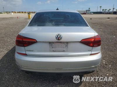 Zdjęcie 6 z 12 samochodu: 2017 VOLKSWAGEN PASSAT R-LINE VIN:1VWDT7A37HC021316 - miniatura