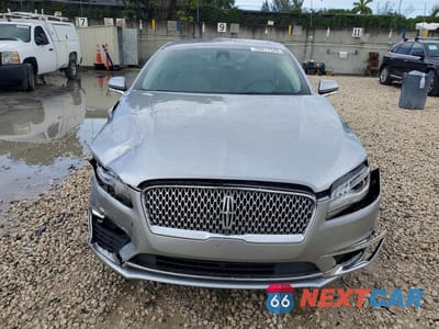 Piąte zdjęcie samochodu w środku: 2020 LINCOLN MKZ VIN:3LN6L5A94LR612889 - miniatura