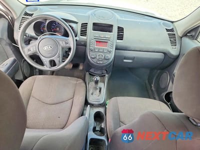 Zdjęcie 8 z 12 samochodu: 2012 KIA SOUL BASE VIN:KNDJT2A53C7358237 - miniatura