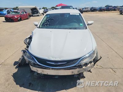 Piąte zdjęcie samochodu w środku: 2015 CHRYSLER 200 LIMITED VIN:1C3CCCAB7FN611889 - miniatura