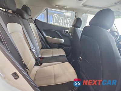 Zdjęcie 10 z 12 samochodu: 2025 HYUNDAI VENUE SEL VIN:KMHRC8A35SU370406 - miniatura