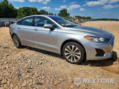 Czwarte zdjęcie samochodu z boku: 2020 FORD FUSION SE VIN:3FA6P0T90LR156162 - miniatura