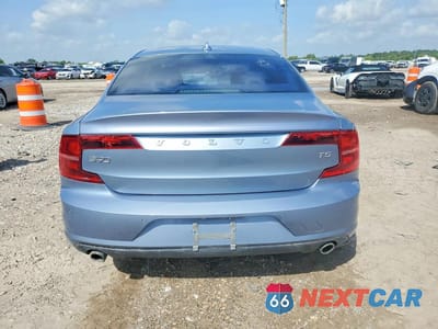 Zdjęcie 6 z 12 samochodu: 2018 VOLVO S90 T5 MOMENTUM VIN:LVY982AK4JP007224 - miniatura