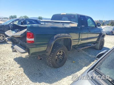 Trzecie zdjęcie samochodu z tyłu: 2000 DODGE RAM 1500 VIN:3B7HF13Z2YG142309 - miniatura