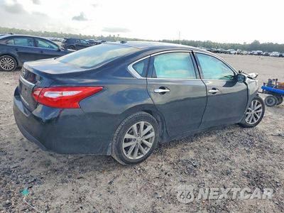 Trzecie zdjęcie samochodu z tyłu: 2017 NISSAN ALTIMA 2.5 SV VIN:1N4AL3AP6HC488167 - miniatura