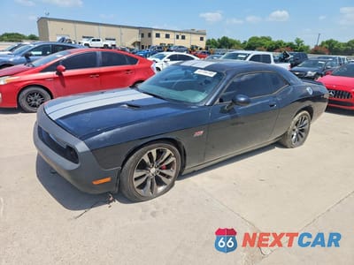 2014 DODGE CHALLENGER SRT-8 2C3CDYCJ3EH137414 - główne zdjęcie licytacji z USA - miniatura