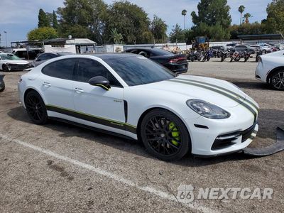Czwarte zdjęcie samochodu z boku: 2019 PORSCHE PANAMERA 4 E-HYBRID VIN:WP0AE2A77KL125513 - miniatura