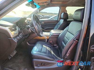 Zdjęcie 7 z 13 samochodu: 2017 GMC YUKON DENALI VIN:1GKS2CKJXHR118756 - miniatura