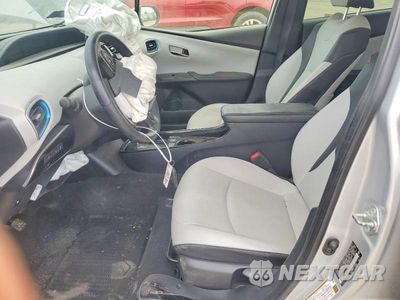 Zdjęcie 7 z 12 samochodu: 2022 TOYOTA PRIUS XLE AWD-E VIN:JTDL9MFU4N3035991 - miniatura