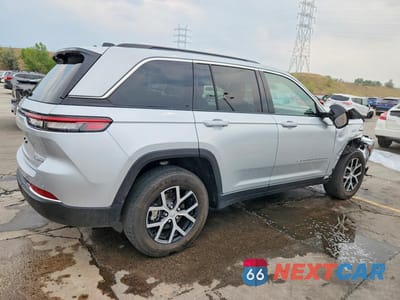 Trzecie zdjęcie samochodu z tyłu: 2024 JEEP GRAND CHEROKEE LIMITED VIN:1C4RJHBG0RC260892 - miniatura