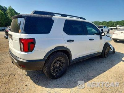 Trzecie zdjęcie samochodu z tyłu: 2026 HONDA PASSPORT TRAIL SPORT VIN:5FNYF9H50TB028022 - miniatura
