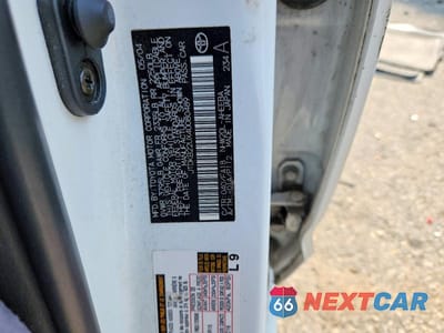Zdjęcie 12 z 12 samochodu: 2004 TOYOTA PRIUS BASE VIN:JTDKB22UX40080489 - miniatura