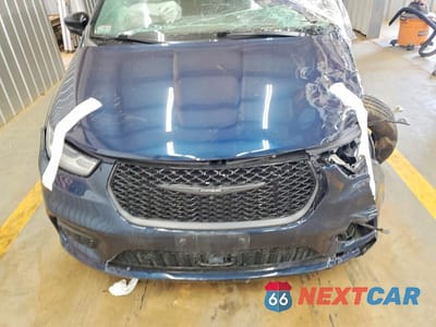 Zdjęcie 11 z 12 samochodu: 2024 CHRYSLER PACIFICA HYBRID SELECT VIN:2C4RC1S75RR102735 - miniatura