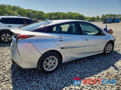 Trzecie zdjęcie samochodu z tyłu: 2016 TOYOTA PRIUS FOUR VIN:JTDKARFU6G3519759 - miniatura