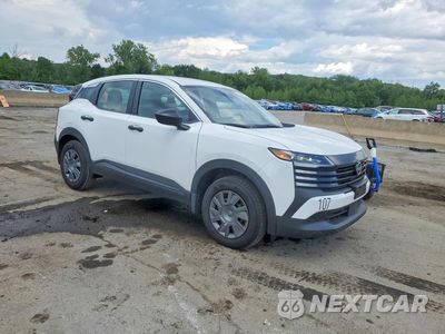 Czwarte zdjęcie samochodu z boku: 2025 NISSAN KICKS S VIN:3N8AP6BB1SL399402 - miniatura