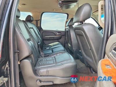 Zdjęcie 11 z 13 samochodu: 2007 CHEVROLET SUBURBAN C1500 VIN:3GNFC160X7G289237 - miniatura