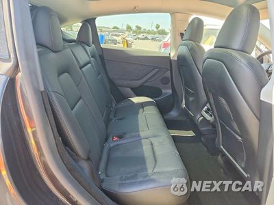 Zdjęcie 10 z 12 samochodu: 2024 TESLA MODEL Y VIN:7SAYGDEE3RF081569 - miniatura