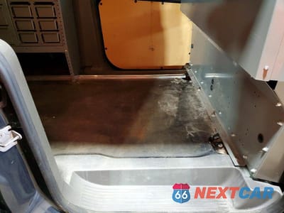 Zdjęcie 11 z 13 samochodu: 2022 FORD TRANSIT CONNECT XLT VIN:NM0LS7T22N1508255 - miniatura