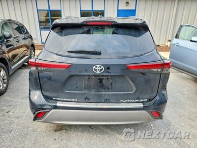 Zdjęcie 6 z 13 samochodu: 2023 TOYOTA HIGHLANDER PLATINUM VIN:5TDKDRBH8PS518515 - miniatura