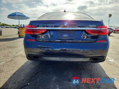 Zdjęcie 6 z 13 samochodu: 2018 BMW 740 I VIN:WBA7E2C51JG741976 - miniatura