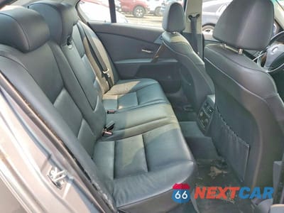 Zdjęcie 10 z 12 samochodu: 2007 BMW 530 XI VIN:WBANF73537CU24282 - miniatura