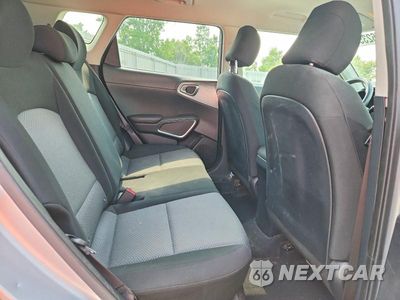 Zdjęcie 11 z 14 samochodu: 2020 KIA SOUL LX VIN:KNDJ23AU9L7025993 - miniatura