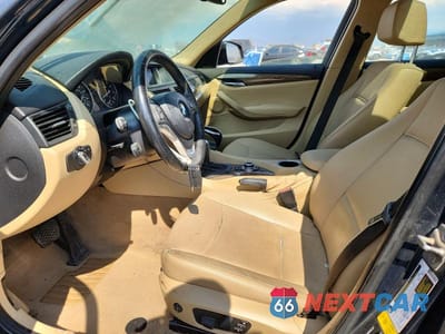 Zdjęcie 7 z 13 samochodu: 2013 BMW X1 XDRIVE35I VIN:WBAVM5C52DVV90562 - miniatura
