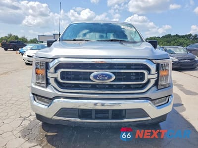 Piąte zdjęcie samochodu w środku: 2023 FORD F150 SUPERCREW VIN:1FTEW1CP5PKD57420 - miniatura