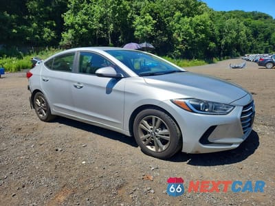 Czwarte zdjęcie samochodu z boku: 2018 HYUNDAI ELANTRA SEL VIN:5NPD84LF3JH275786 - miniatura