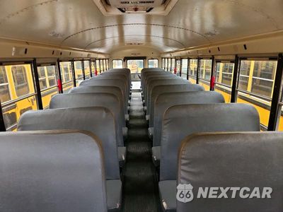Zdjęcie 6 z 10 samochodu: 2015 IC CORPORATION 3000 CE SCHOOL BUS VIN:4DRBUC8P2FB689645 - miniatura