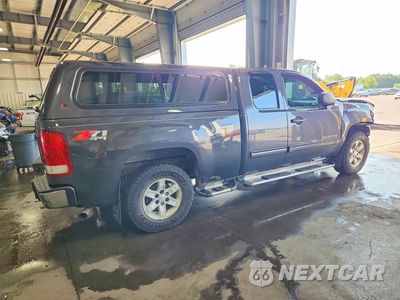 Trzecie zdjęcie samochodu z tyłu: 2010 GMC SIERRA K1500 SLE VIN:1GTSKVE37AZ113637 - miniatura