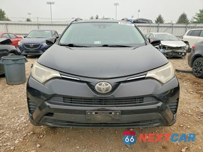Piąte zdjęcie samochodu w środku: 2017 TOYOTA RAV4 LE VIN:2T3ZFREV9HW349986 - miniatura