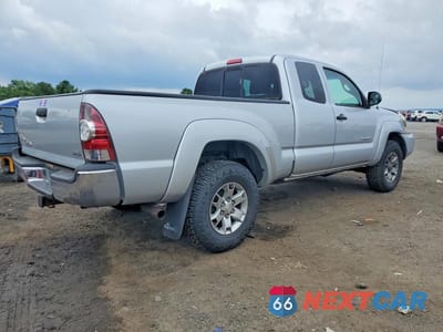 Trzecie zdjęcie samochodu z tyłu: 2012 TOYOTA TACOMA ACCESS CAB VIN:5TFUX4EN5CX010852 - miniatura