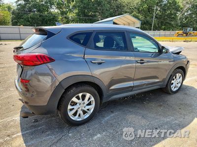 Trzecie zdjęcie samochodu z tyłu: 2020 HYUNDAI TUCSON VALUE VIN:KM8J33A47LU157435 - miniatura