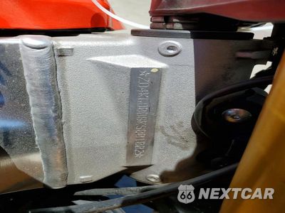 Zdjęcie 9 z 9 samochodu: 2019 APRILIA TUONO V4 VIN:ZD4KGU008KS001002 - miniatura