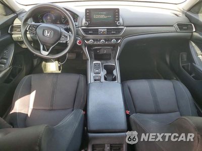 Zdjęcie 8 z 12 samochodu: 2018 HONDA ACCORD HYBRID EX VIN:1HGCV3F46JA011396 - miniatura