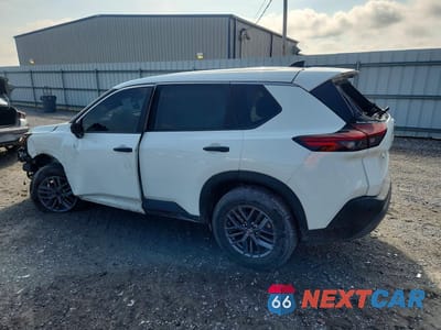 Drugie zdjęcie samochodu z przodu: 2023 NISSAN ROGUE S VIN:5N1BT3AA0PC892022 - miniatura