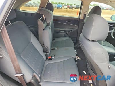 Zdjęcie 10 z 12 samochodu: 2020 KIA SORENTO S VIN:5XYPG4A55LG632910 - miniatura