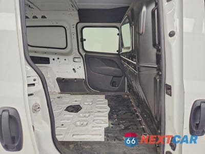 Zdjęcie 11 z 14 samochodu: 2019 RAM PROMASTER CITY ST DELIVERY VAN VIN:ZFBHRFAB7K6M66491 - miniatura