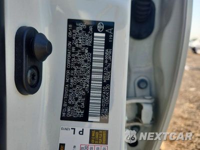 Zdjęcie 13 z 13 samochodu: 2019 TOYOTA COROLLA HATCHBACK SE VIN:JTNK4RBEXK3013202 - miniatura