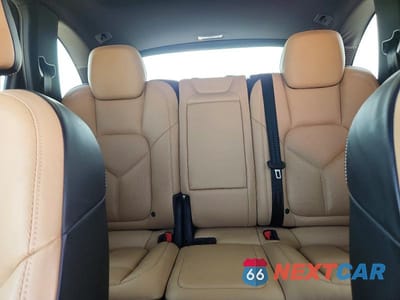 Zdjęcie 10 z 13 samochodu: 2016 PORSCHE CAYENNE VIN:WP1AF2A28GLA40512 - miniatura