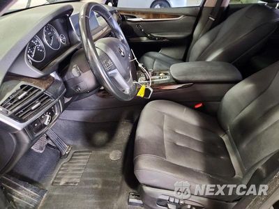 Zdjęcie 7 z 14 samochodu: 2016 BMW X5 SDRIVE35I VIN:5UXKR2C56G0R72941 - miniatura