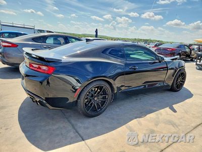 Trzecie zdjęcie samochodu z tyłu: 2018 CHEVROLET CAMARO SS VIN:1G1FH1R73J0100581 - miniatura