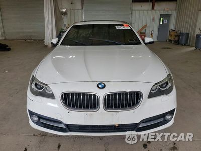 Piąte zdjęcie samochodu w środku: 2015 BMW 528 XI VIN:WBA5A7C52FD621502 - miniatura