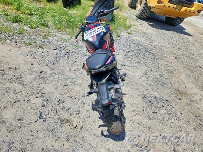 Czwarte zdjęcie samochodu z boku: 2024 KAWASAKI ER650 N VIN:ML5EREN15RDAD2564 - miniatura